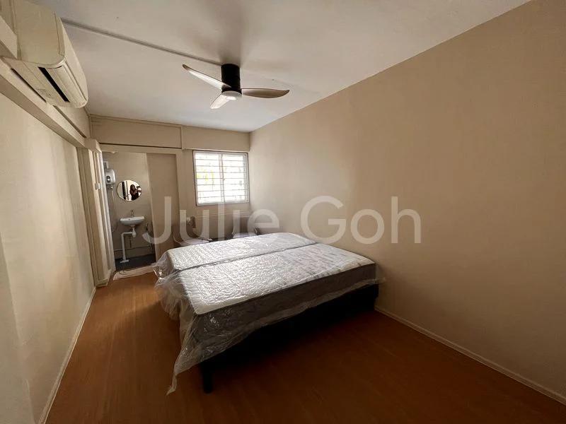 Master Room (HDB) for Rent in  158 Bedok South Avenue 3 - Image 1